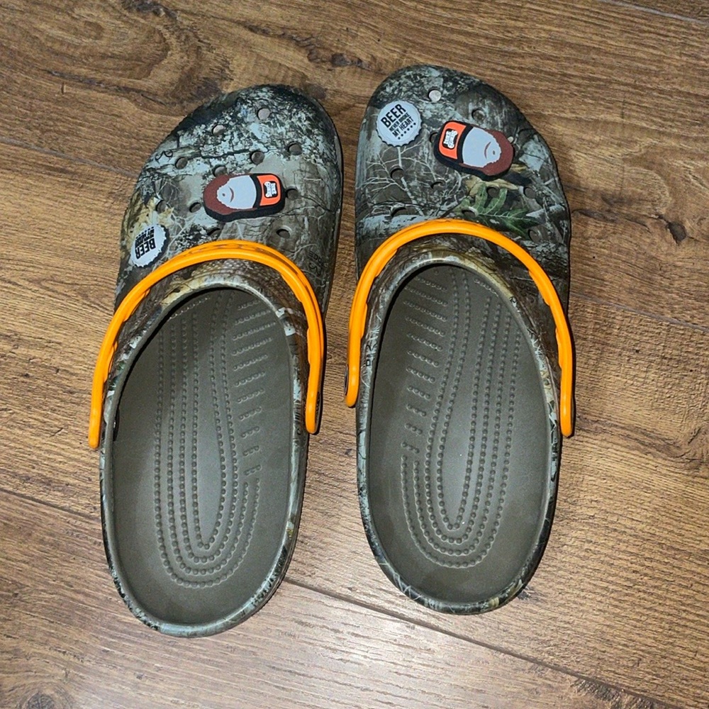 Luke comb crocs